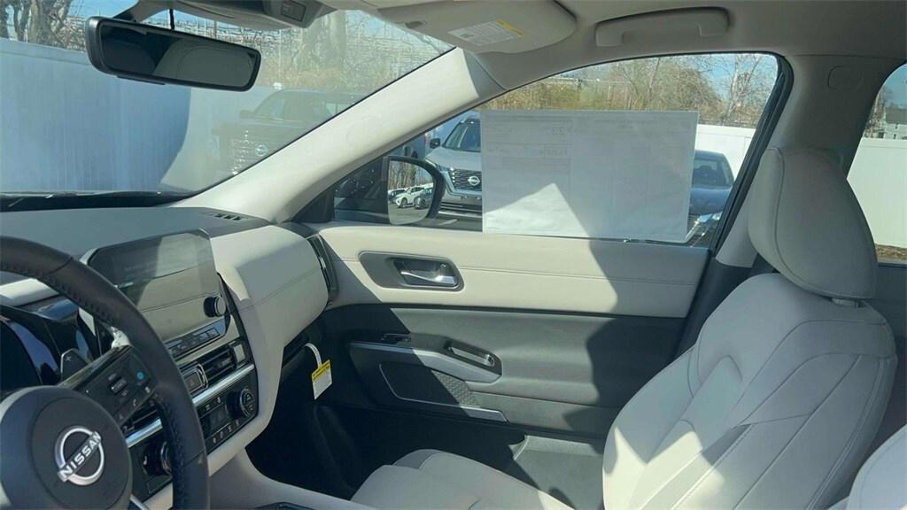 new 2025 Nissan Pathfinder car, priced at $49,065