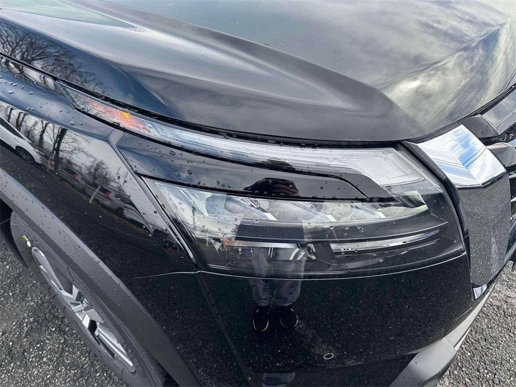 new 2025 Nissan Pathfinder car, priced at $47,965