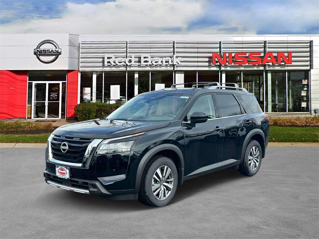 new 2025 Nissan Pathfinder car, priced at $47,965