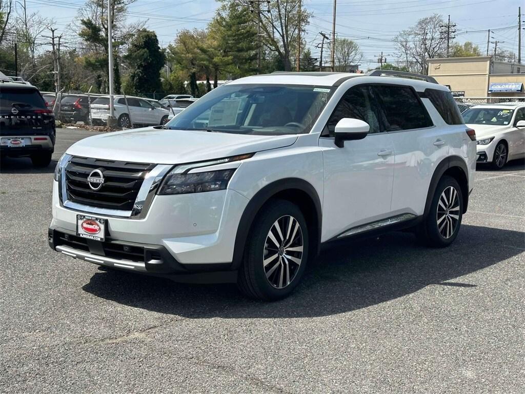 new 2025 Nissan Pathfinder car, priced at $55,205