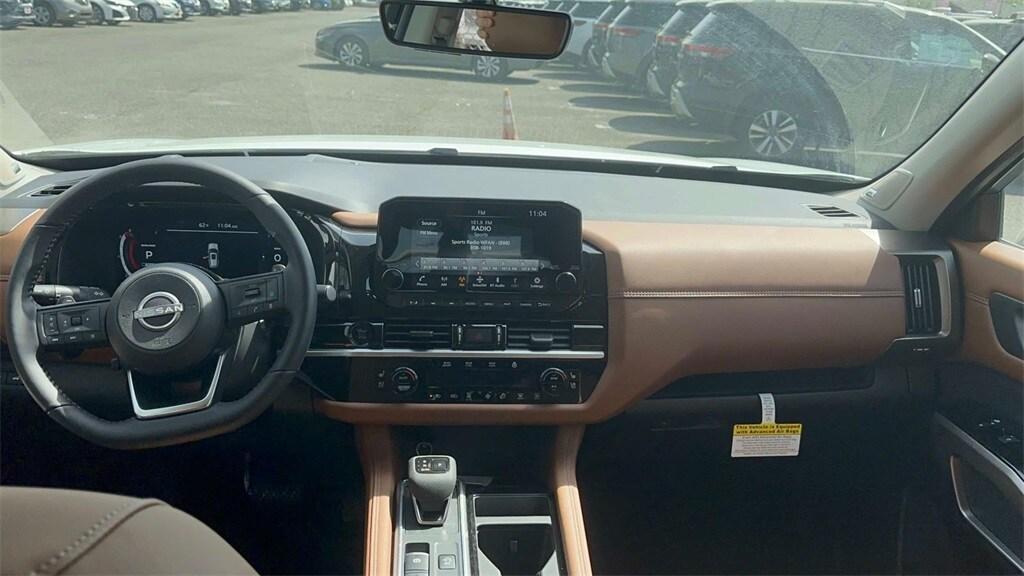 new 2025 Nissan Pathfinder car, priced at $55,205