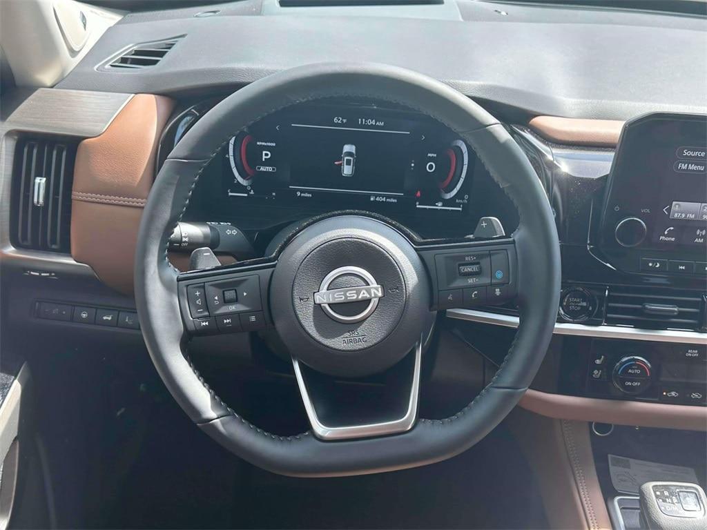 new 2025 Nissan Pathfinder car, priced at $55,205