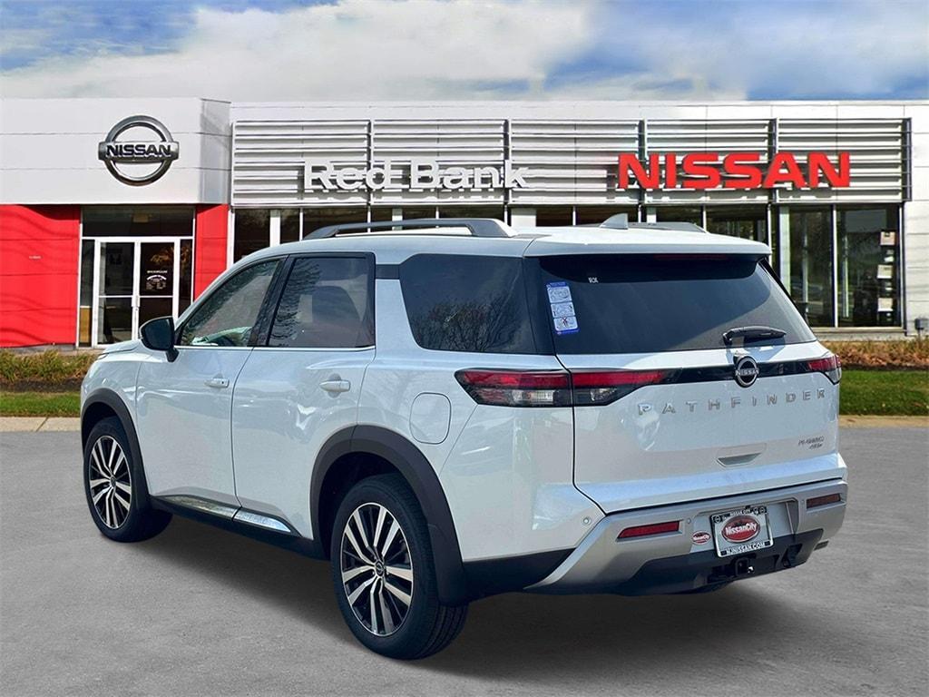 new 2025 Nissan Pathfinder car, priced at $55,205