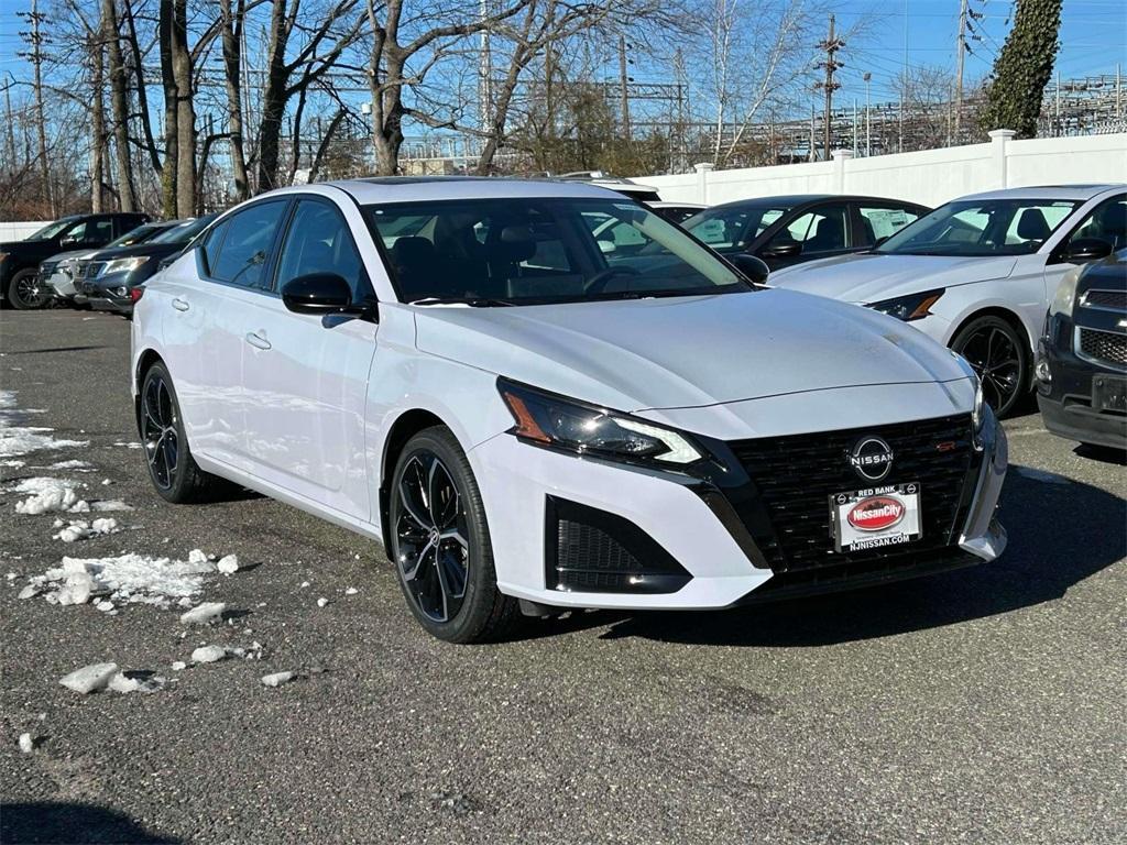 new 2025 Nissan Altima car, priced at $34,100