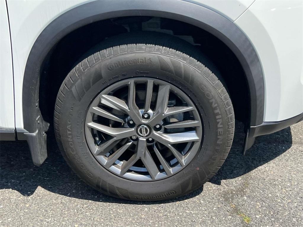 used 2021 Nissan Rogue car, priced at $22,489