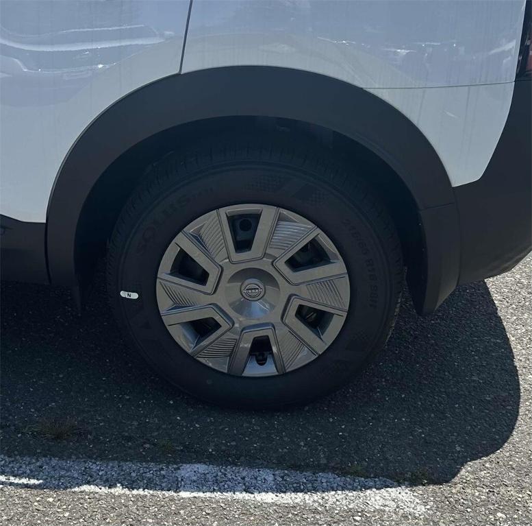 new 2025 Nissan Kicks car, priced at $25,180