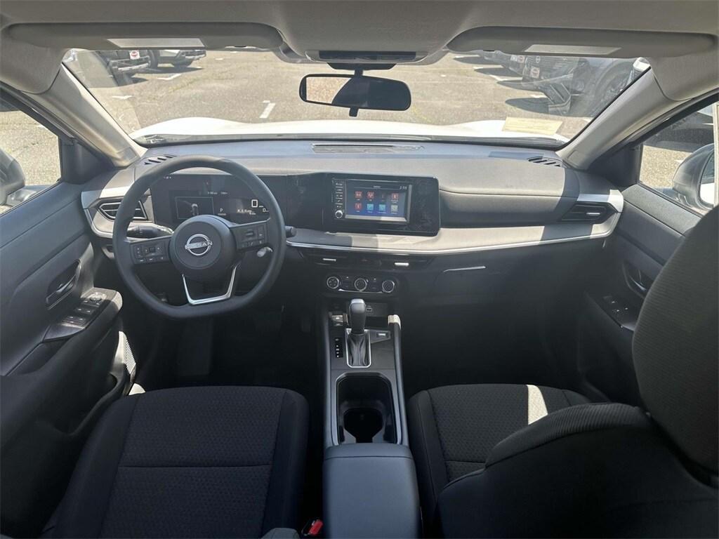 new 2025 Nissan Kicks car, priced at $25,180