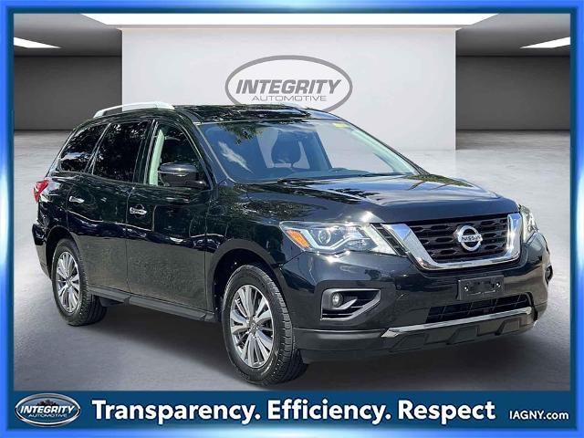 used 2020 Nissan Pathfinder car, priced at $21,454