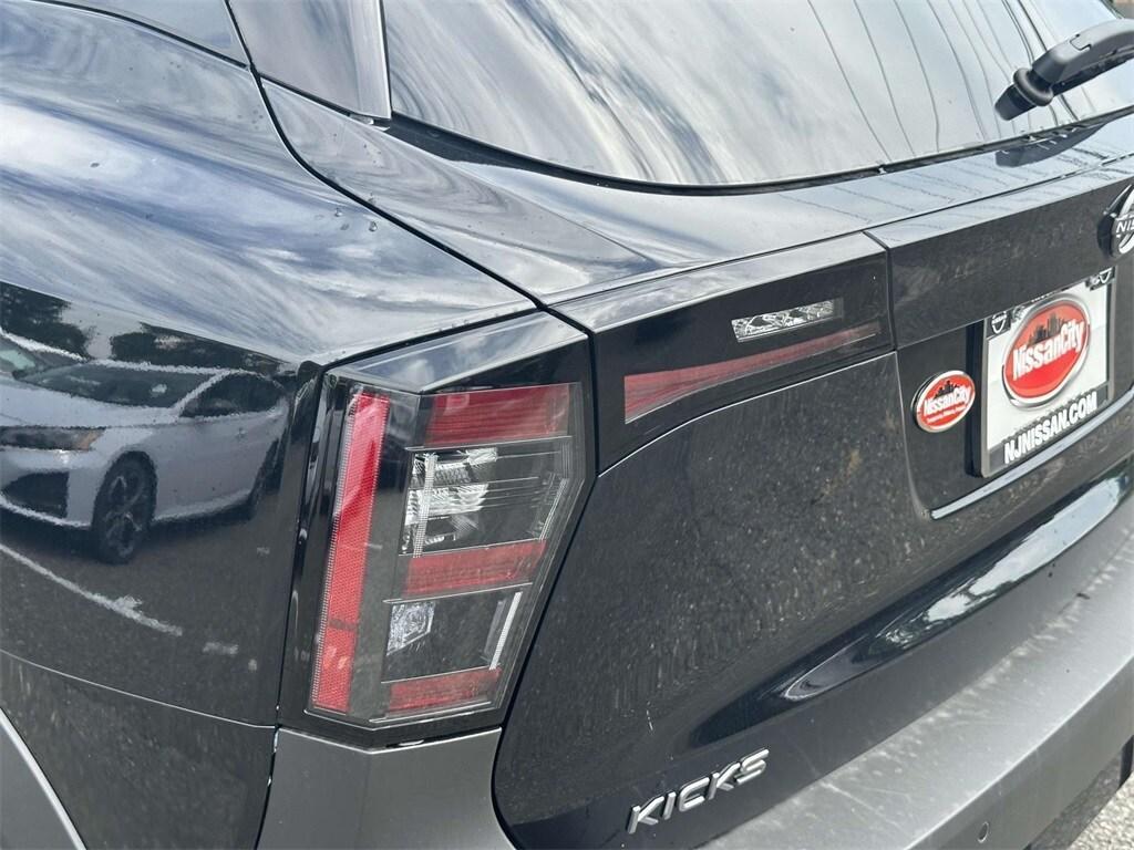new 2025 Nissan Kicks car, priced at $29,885