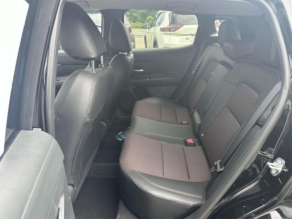 new 2025 Nissan Kicks car, priced at $29,885
