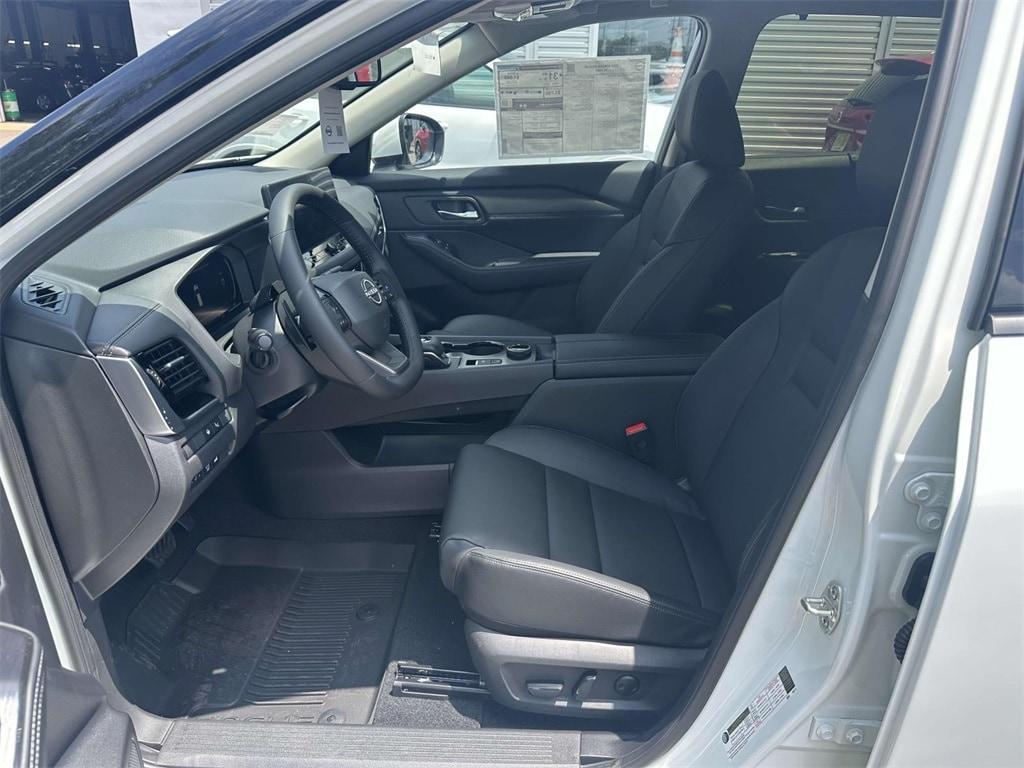 new 2025 Nissan Rogue car, priced at $44,275