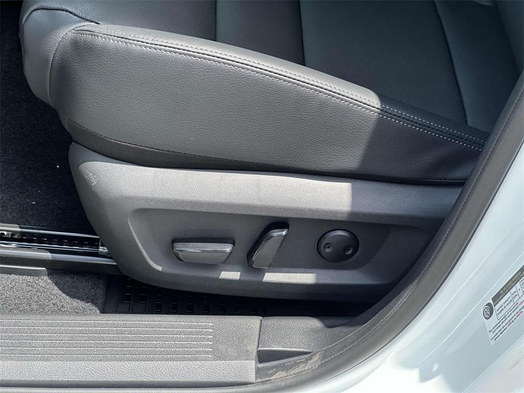 new 2025 Nissan Rogue car, priced at $44,275