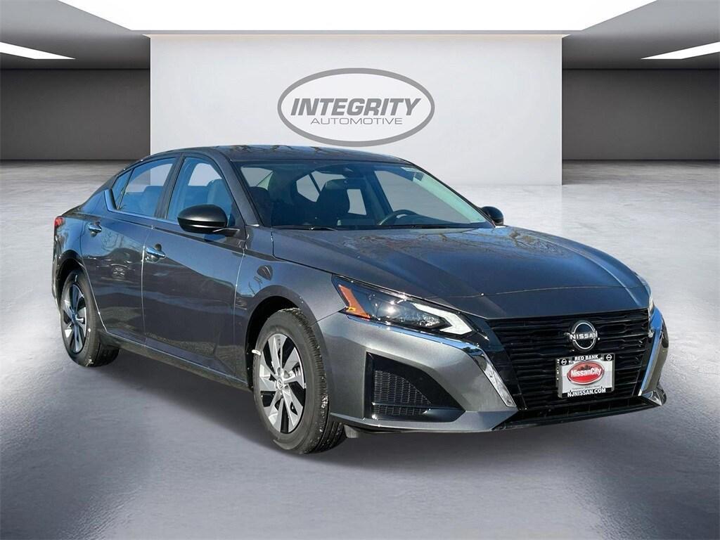 new 2025 Nissan Altima car, priced at $26,552