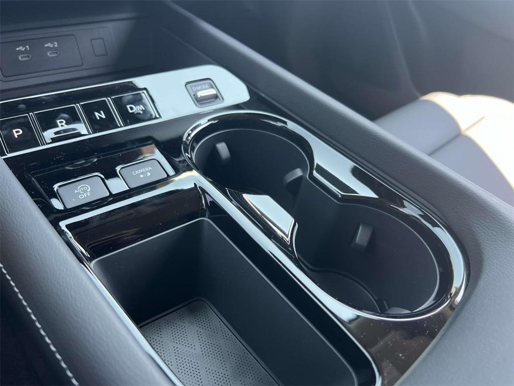new 2025 Nissan Murano car, priced at $43,895