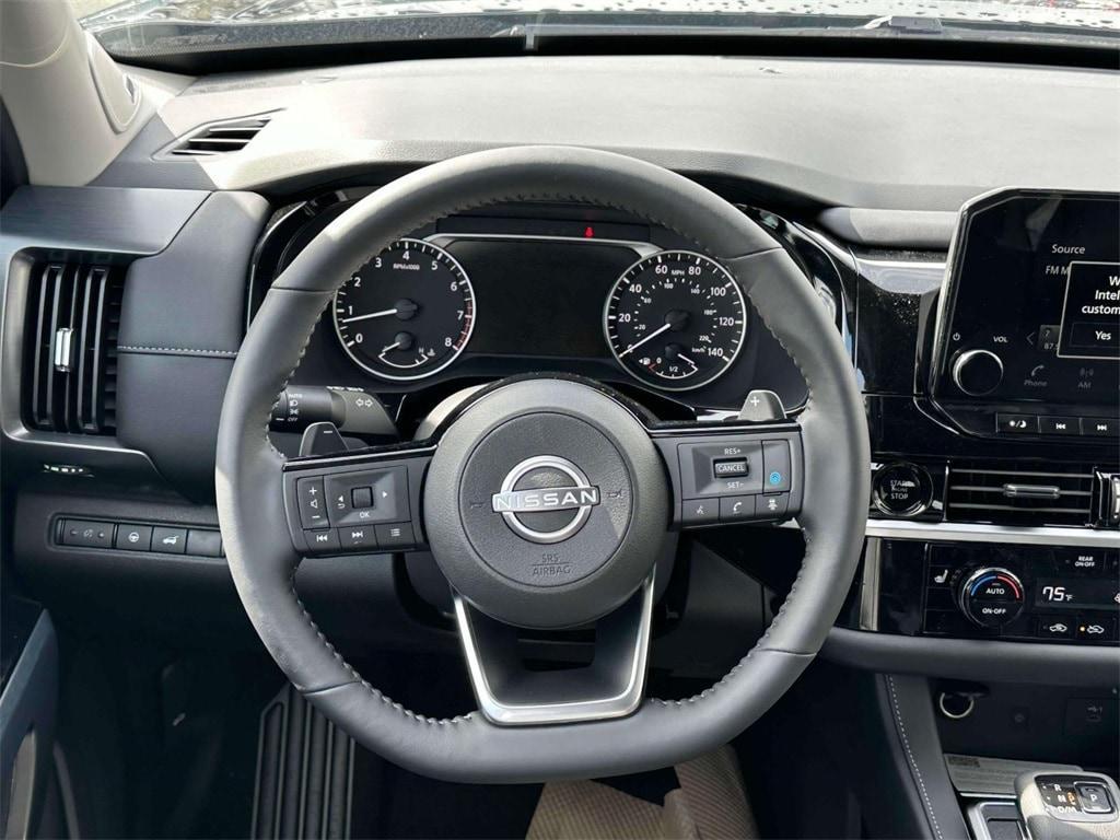 new 2025 Nissan Pathfinder car, priced at $50,725