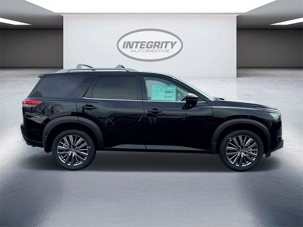 new 2025 Nissan Pathfinder car, priced at $50,725