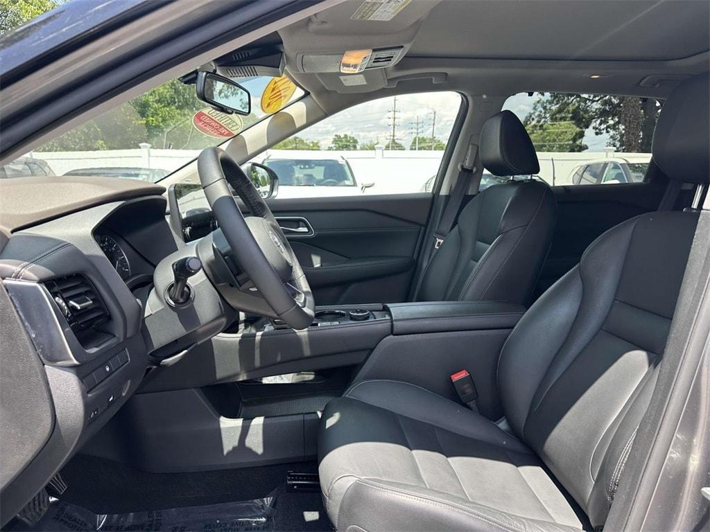 used 2021 Nissan Rogue car, priced at $25,388