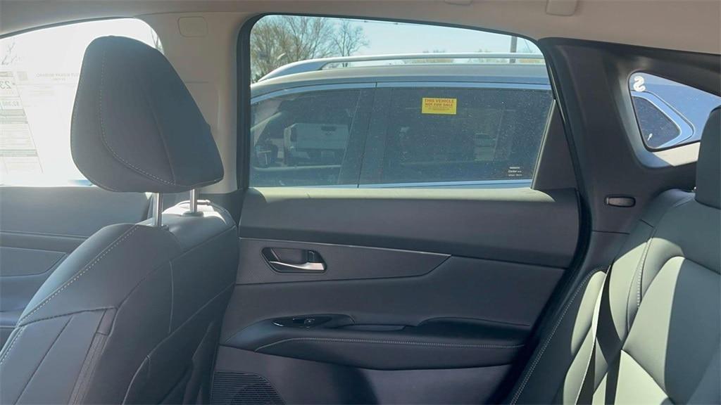 new 2025 Nissan Murano car, priced at $42,625