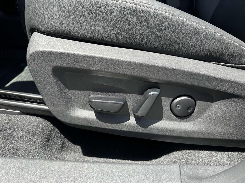 new 2025 Nissan Murano car, priced at $50,440