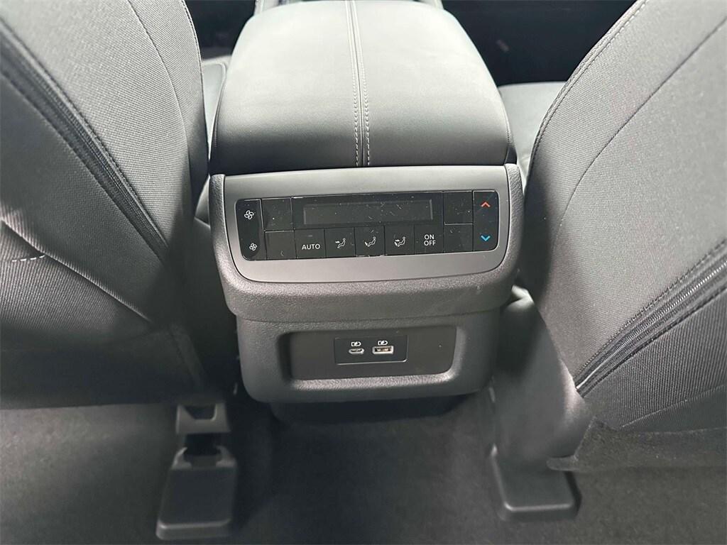 new 2025 Nissan Pathfinder car, priced at $44,870