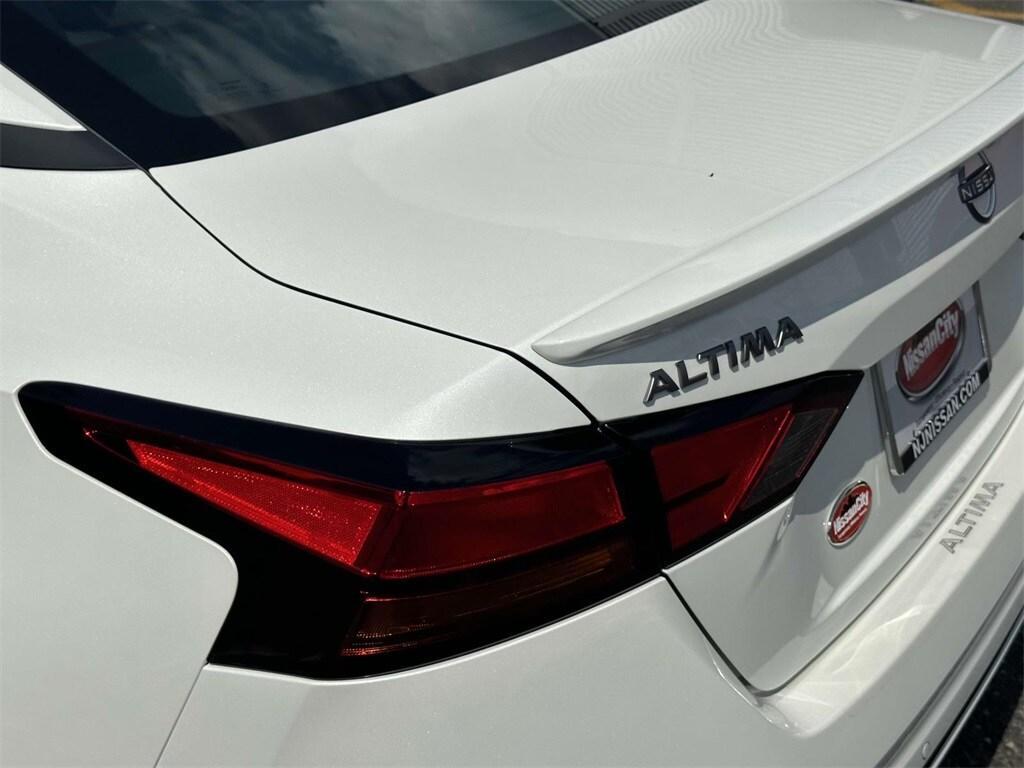 new 2025 Nissan Altima car, priced at $31,055