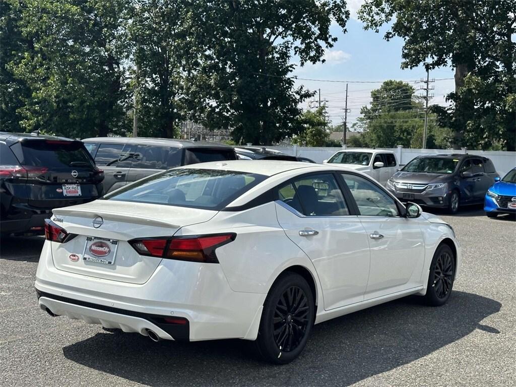 new 2025 Nissan Altima car, priced at $31,055