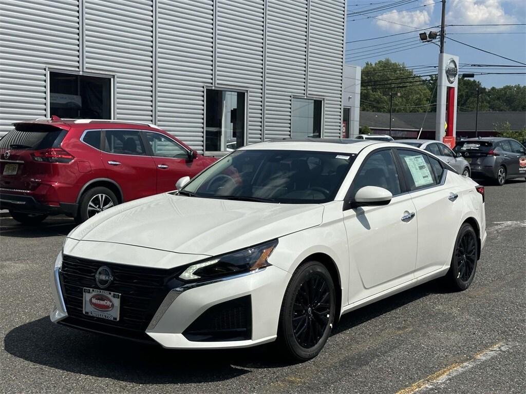 new 2025 Nissan Altima car, priced at $31,055