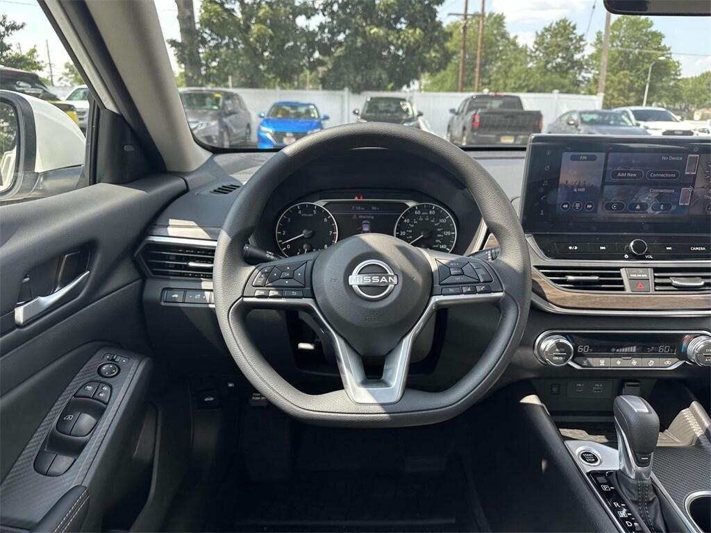 new 2025 Nissan Altima car, priced at $31,055