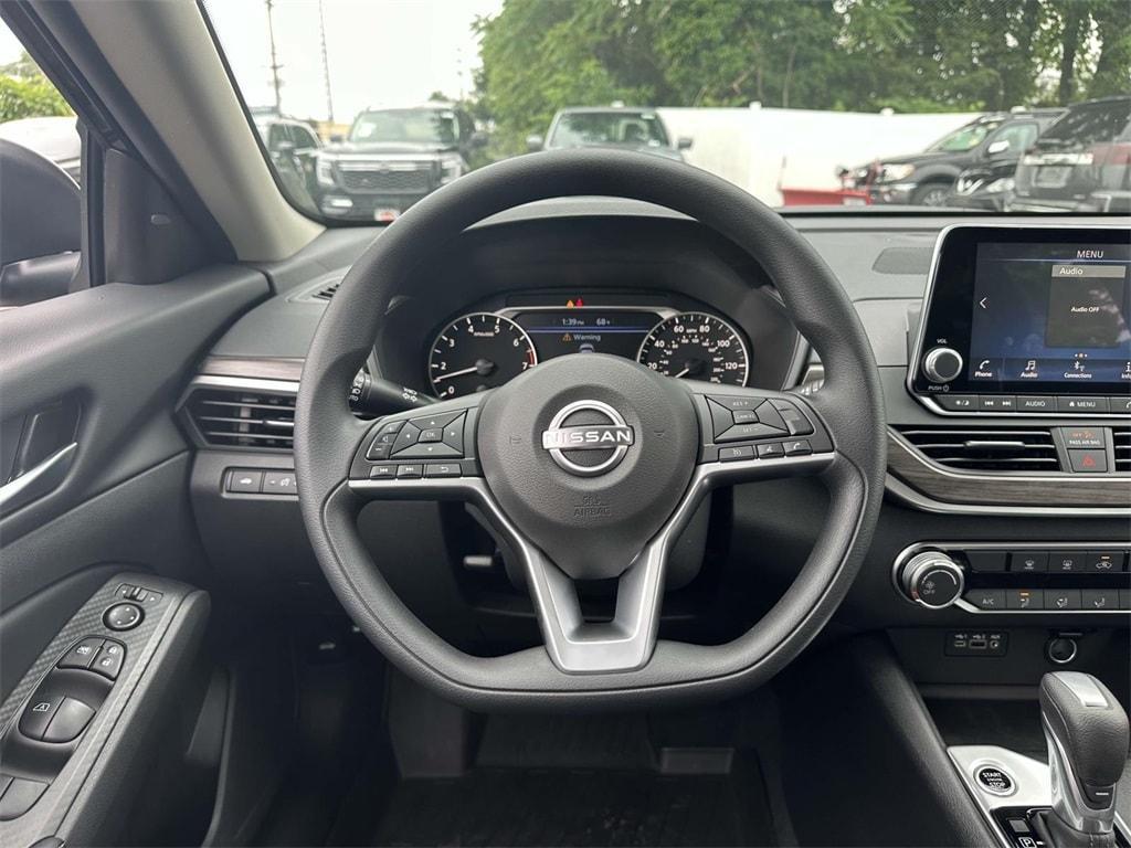 new 2025 Nissan Altima car, priced at $29,515