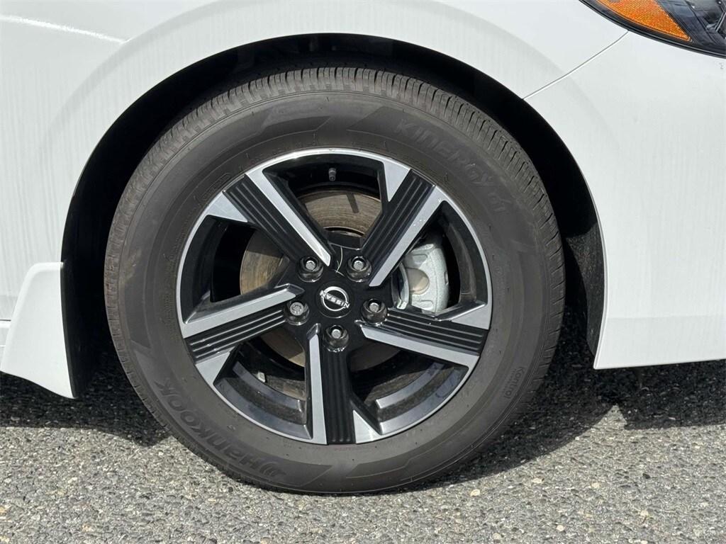 new 2024 Nissan Sentra car, priced at $23,825