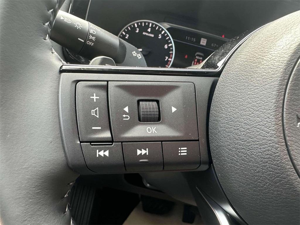 new 2025 Nissan Pathfinder car, priced at $50,300