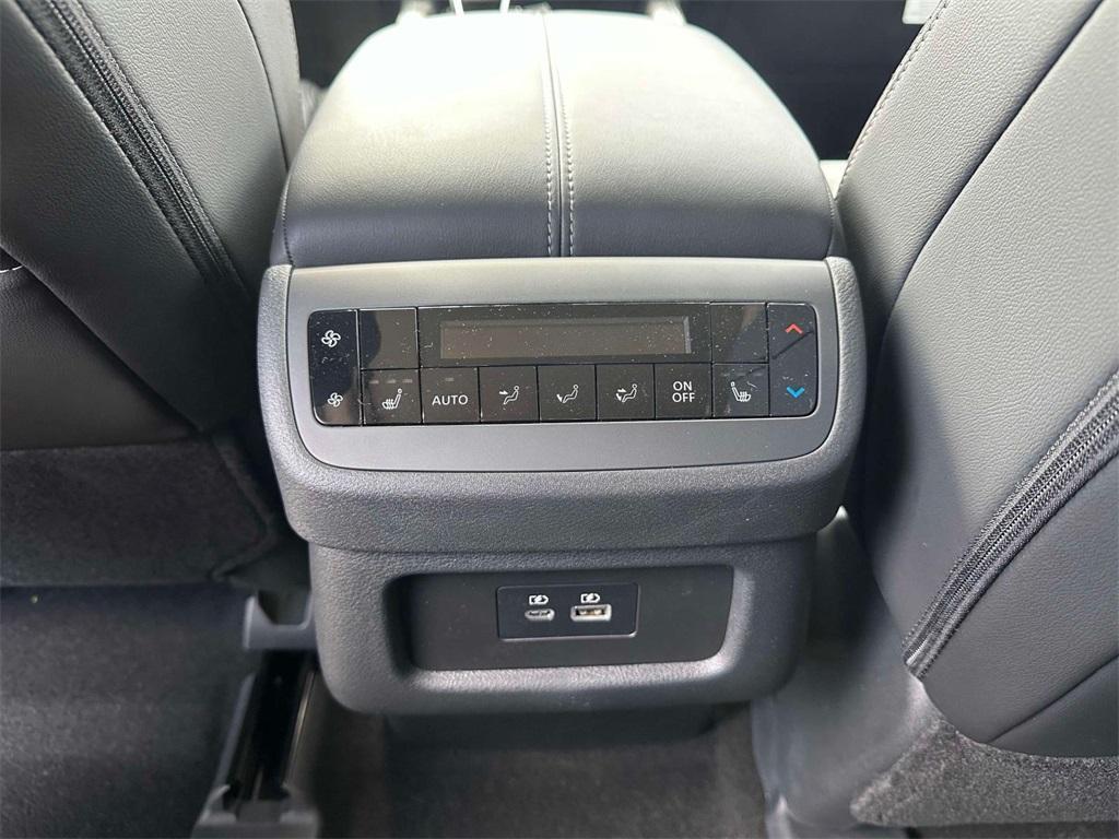 new 2025 Nissan Pathfinder car, priced at $50,300
