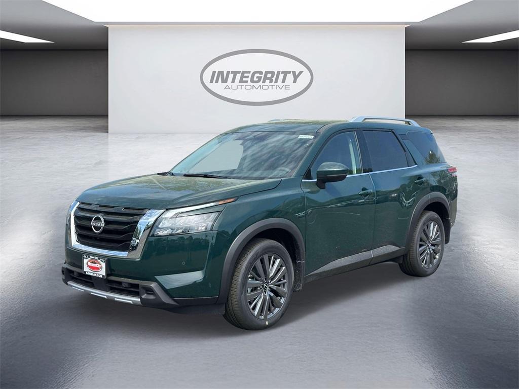 new 2025 Nissan Pathfinder car, priced at $50,300
