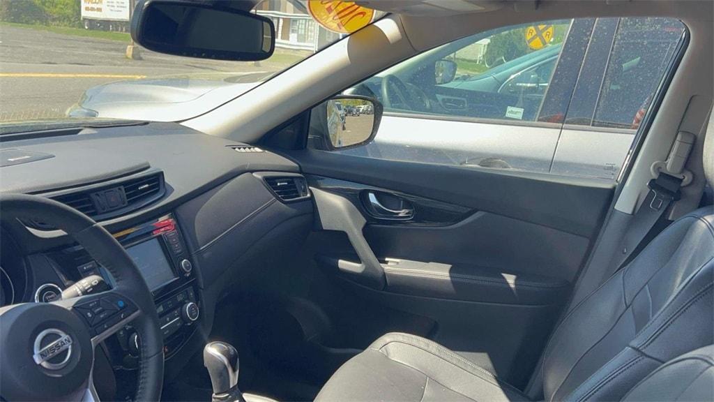 used 2020 Nissan Rogue car, priced at $21,222