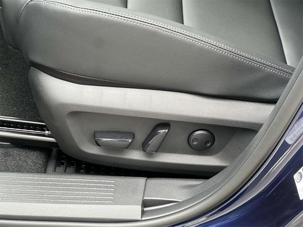 new 2025 Nissan Rogue car, priced at $44,375