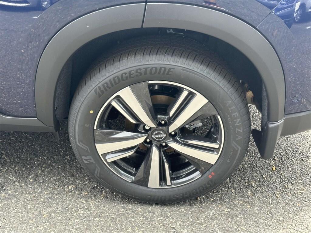 new 2025 Nissan Rogue car, priced at $44,375