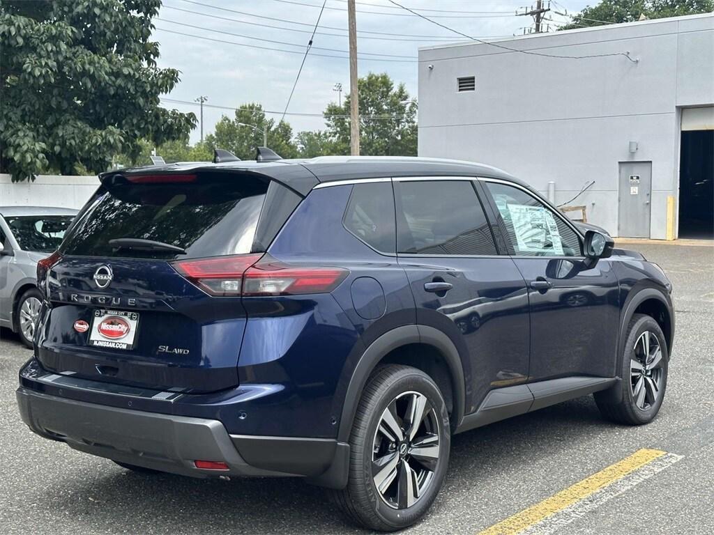 new 2025 Nissan Rogue car, priced at $44,375