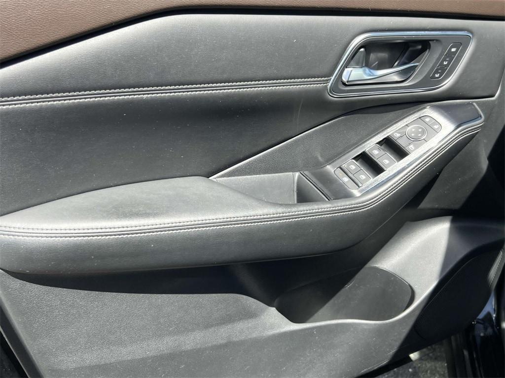 used 2022 Nissan Rogue car, priced at $28,795