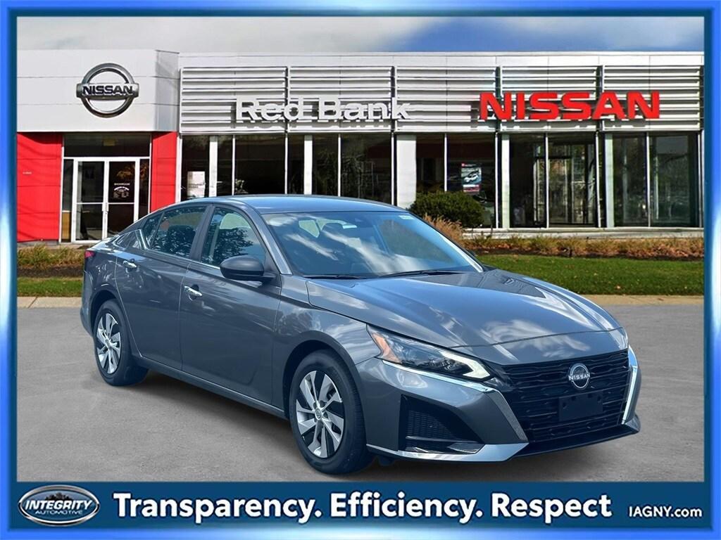 used 2025 Nissan Altima car, priced at $23,388