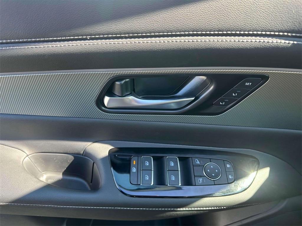 new 2025 Nissan Murano car, priced at $50,870