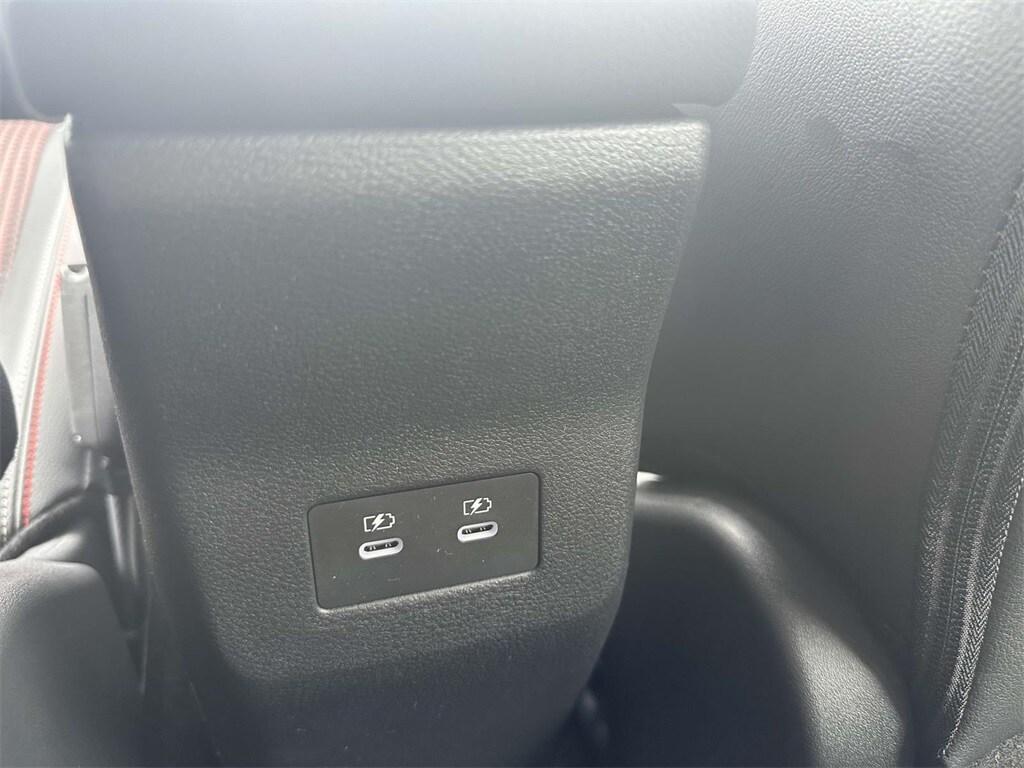 new 2025 Nissan Kicks car, priced at $28,275