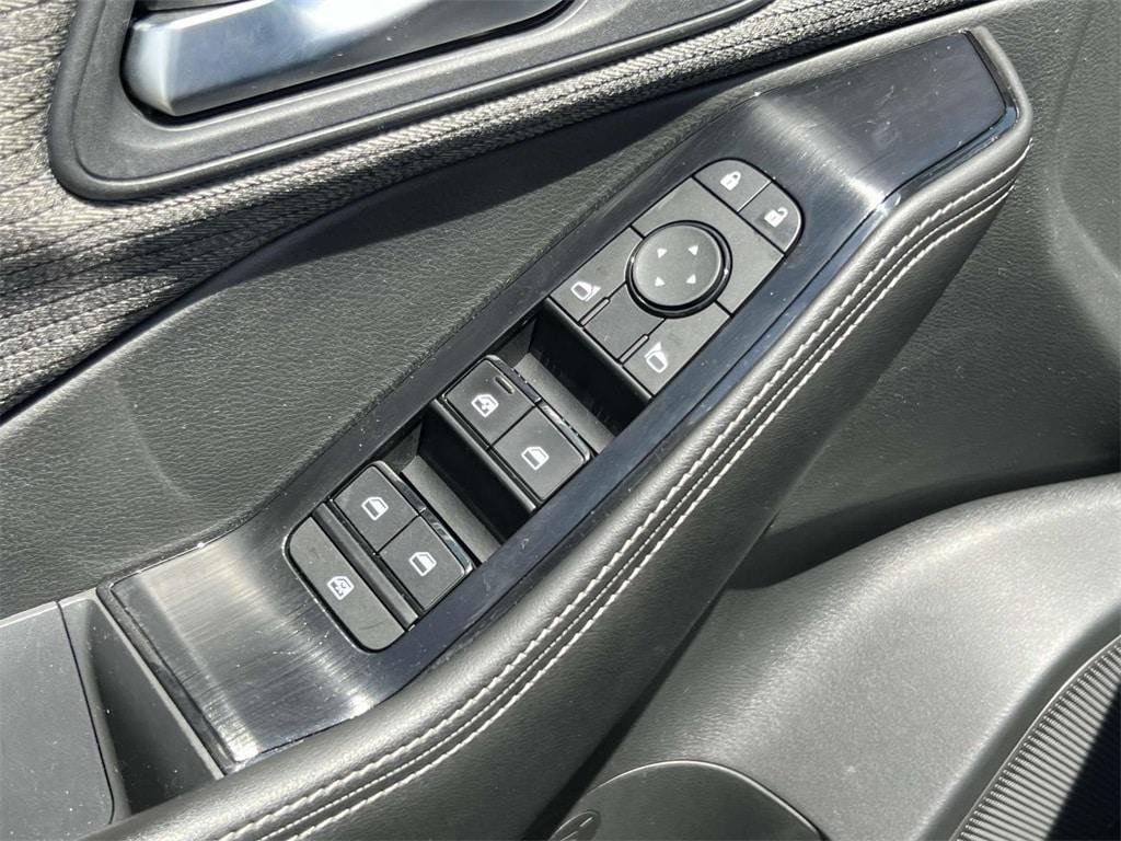 used 2022 Nissan Rogue car, priced at $23,988