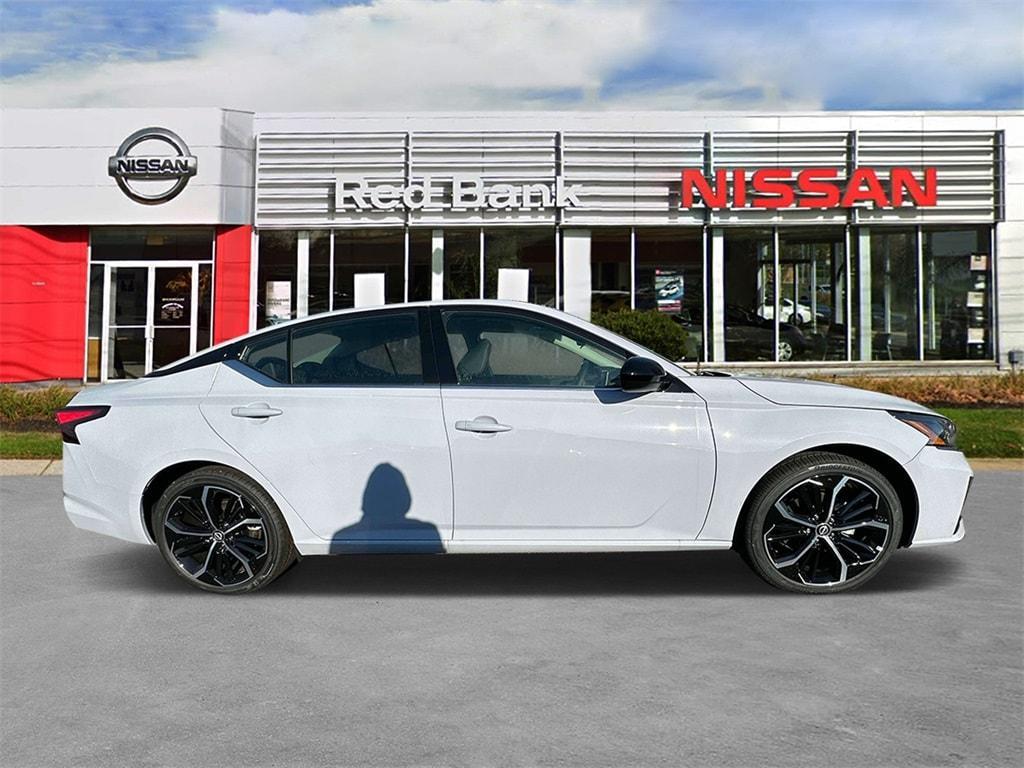 new 2025 Nissan Altima car, priced at $31,255