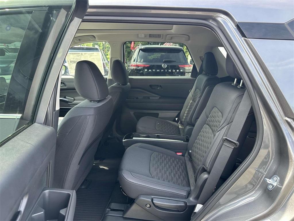 new 2025 Nissan Pathfinder car, priced at $45,865