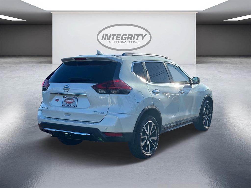 used 2020 Nissan Rogue car, priced at $13,499