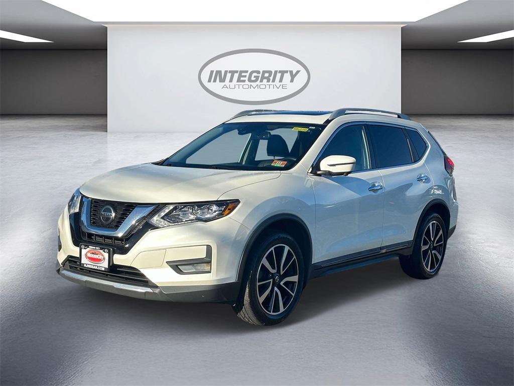 used 2020 Nissan Rogue car, priced at $13,499