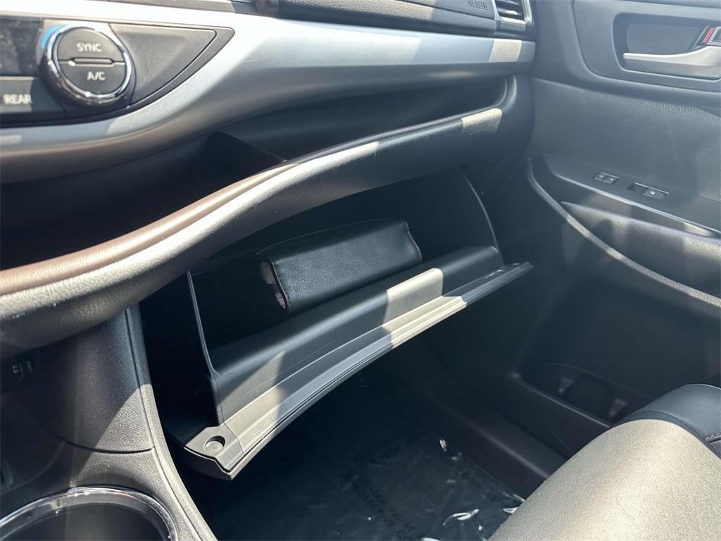 used 2019 Toyota Highlander car, priced at $29,788