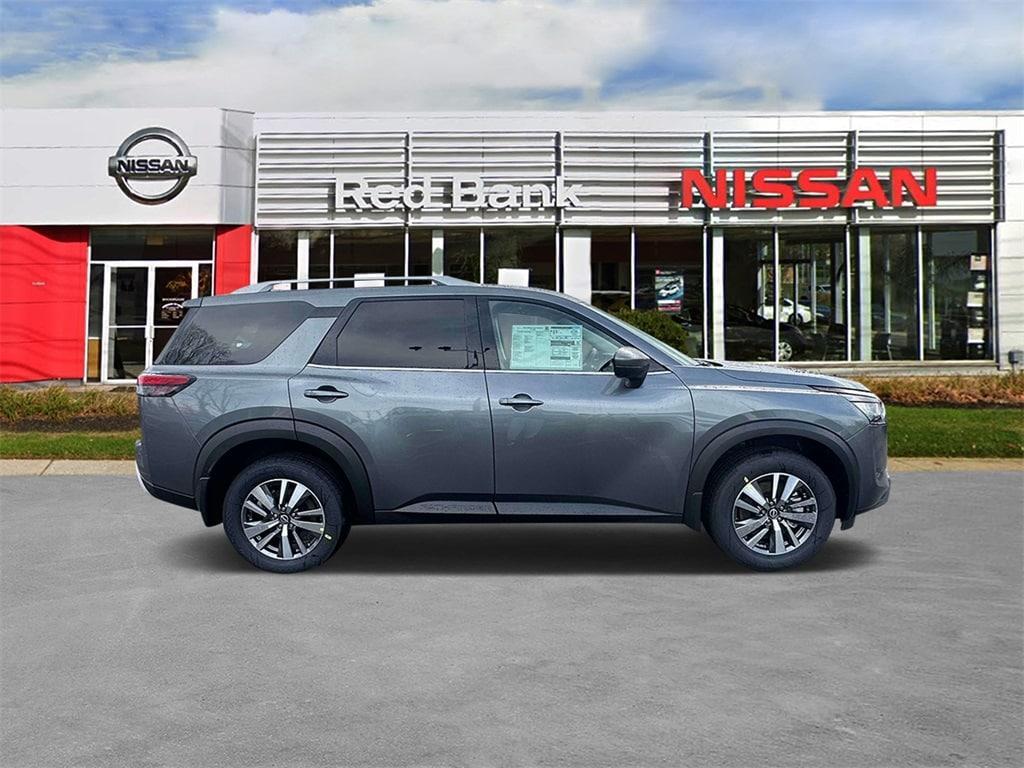 new 2025 Nissan Pathfinder car, priced at $47,310