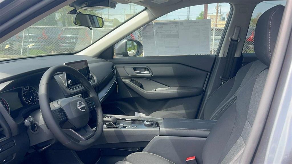 new 2025 Nissan Rogue car, priced at $34,675