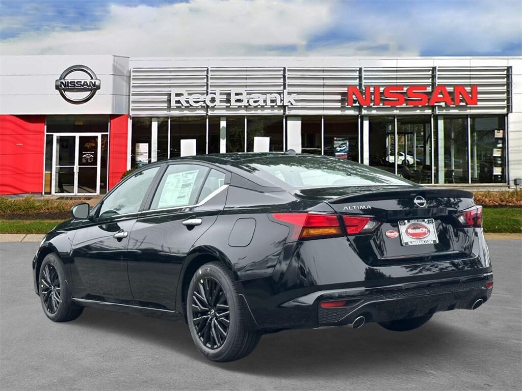 new 2025 Nissan Altima car, priced at $30,605